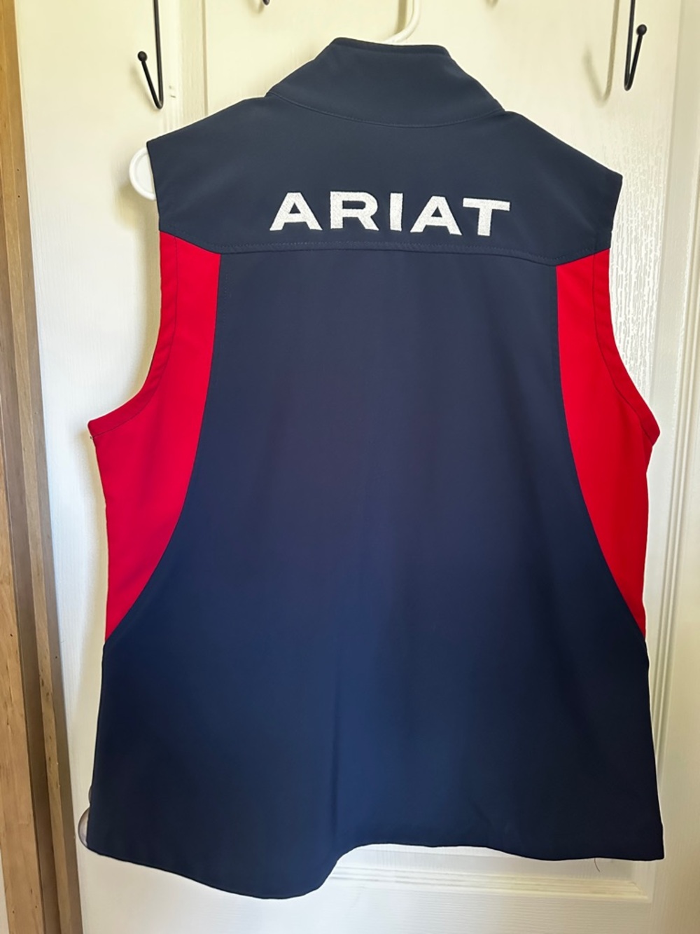 Ariat Vest - Picture 3 of 3